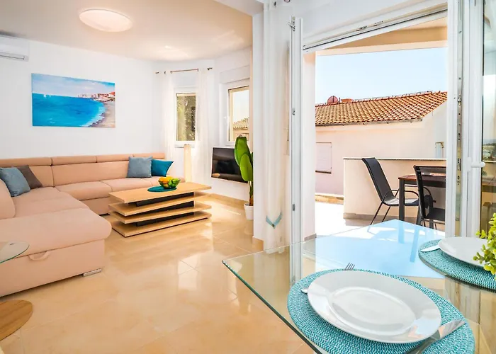 2 Bedroom Cozy In Appartement *