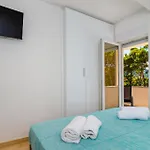 2 Bedroom Awesome In *