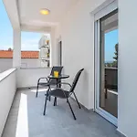 2 Bedroom Awesome In Banjol