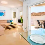 2 Bedroom Awesome In Lejlighed *